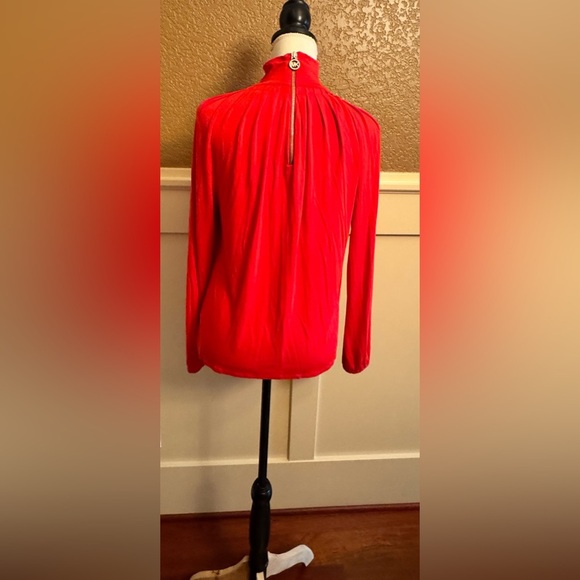 Michael Kors Red Turtle Neck Women's
Blouse Top - Picture 2 of 11
